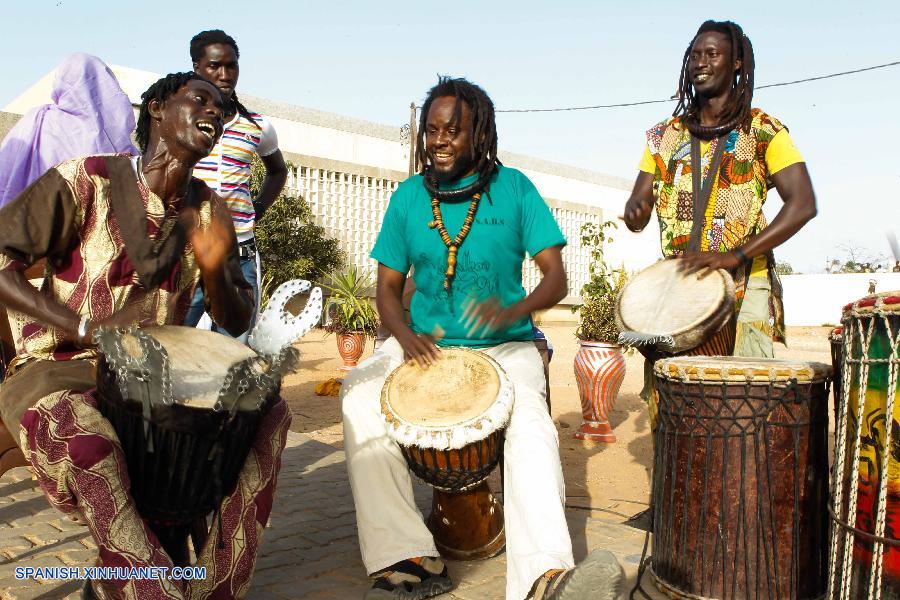 Senegal: Festival Internacional de Artes Tradicionales Africanos 