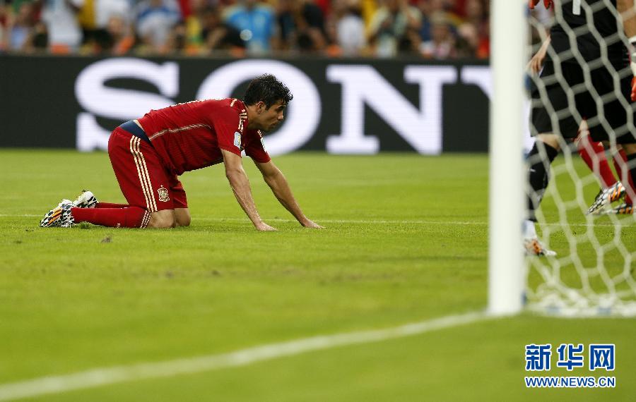 MUNDIAL 2014: Chile elimina a selección campeona con triunfo 2-0