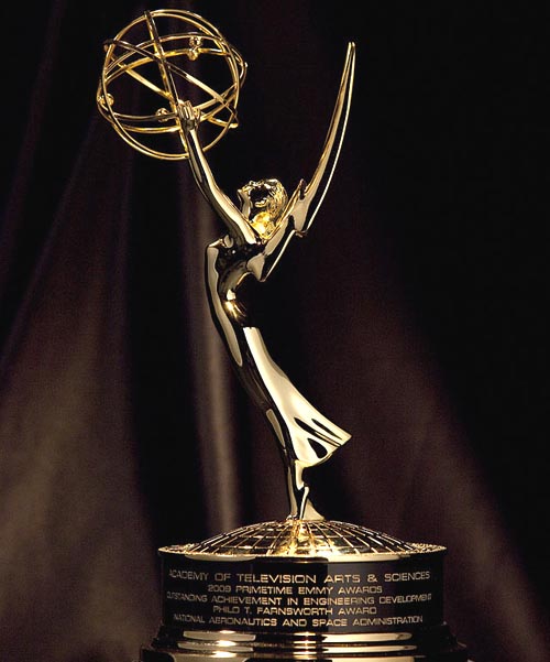 Arranca la 66o edición de los Premios Emmy