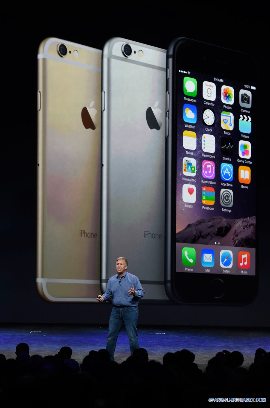 Apple presenta iPhones más grandes y nuevo reloj