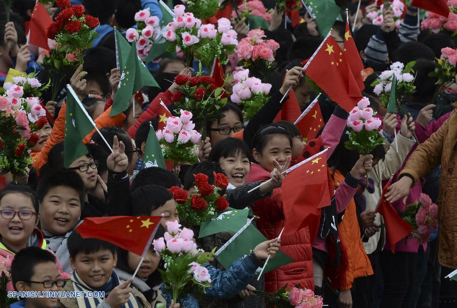 Presidente Xi llega a Macao para celebraciones del 15o aniversario de retorno de Macao a patria