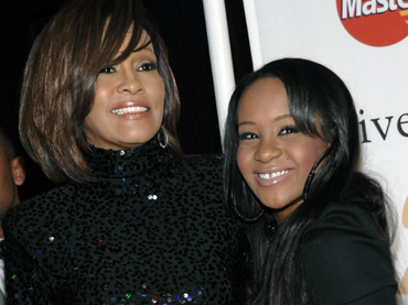 Trasladan a Bobbi Kristina a hospital especial