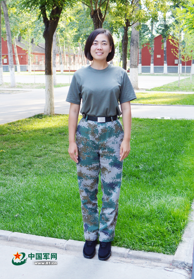 Mujeres de orquesta del ejército chino que participa en desfile militar