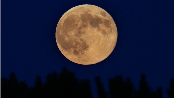 El oto?o llega con la luna más grande del a?o