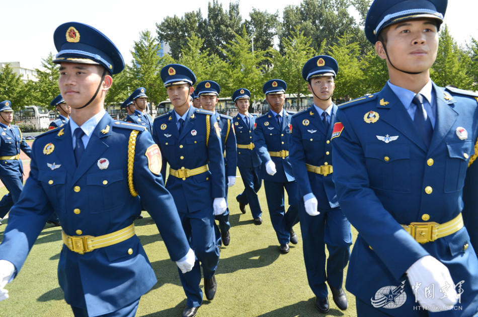 Grupo Coral del EPL de desfile militar de Día de Victoria