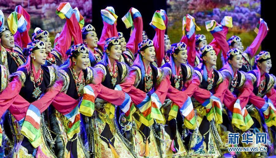 Se celebra el 50o aniversario de autonomía del Tíbet en Lhasa