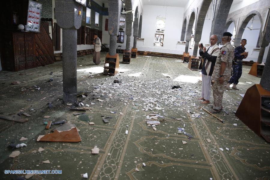 Dos atentados suicidas sacuden mezquita de capital yemení durante oraciones de Eid al-Adha