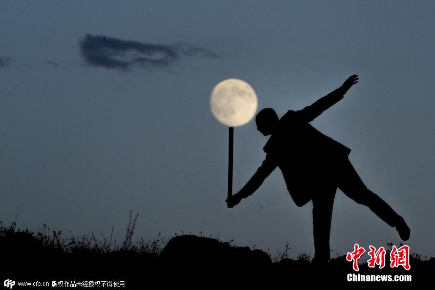 La luna en ojos de los fotógrafos 5