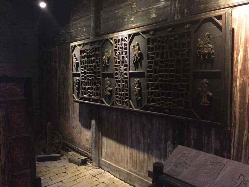 Periodistas extranjeros visitan el Museo Provincial de Jiangxi y la aldea Yanfang de Ji′an