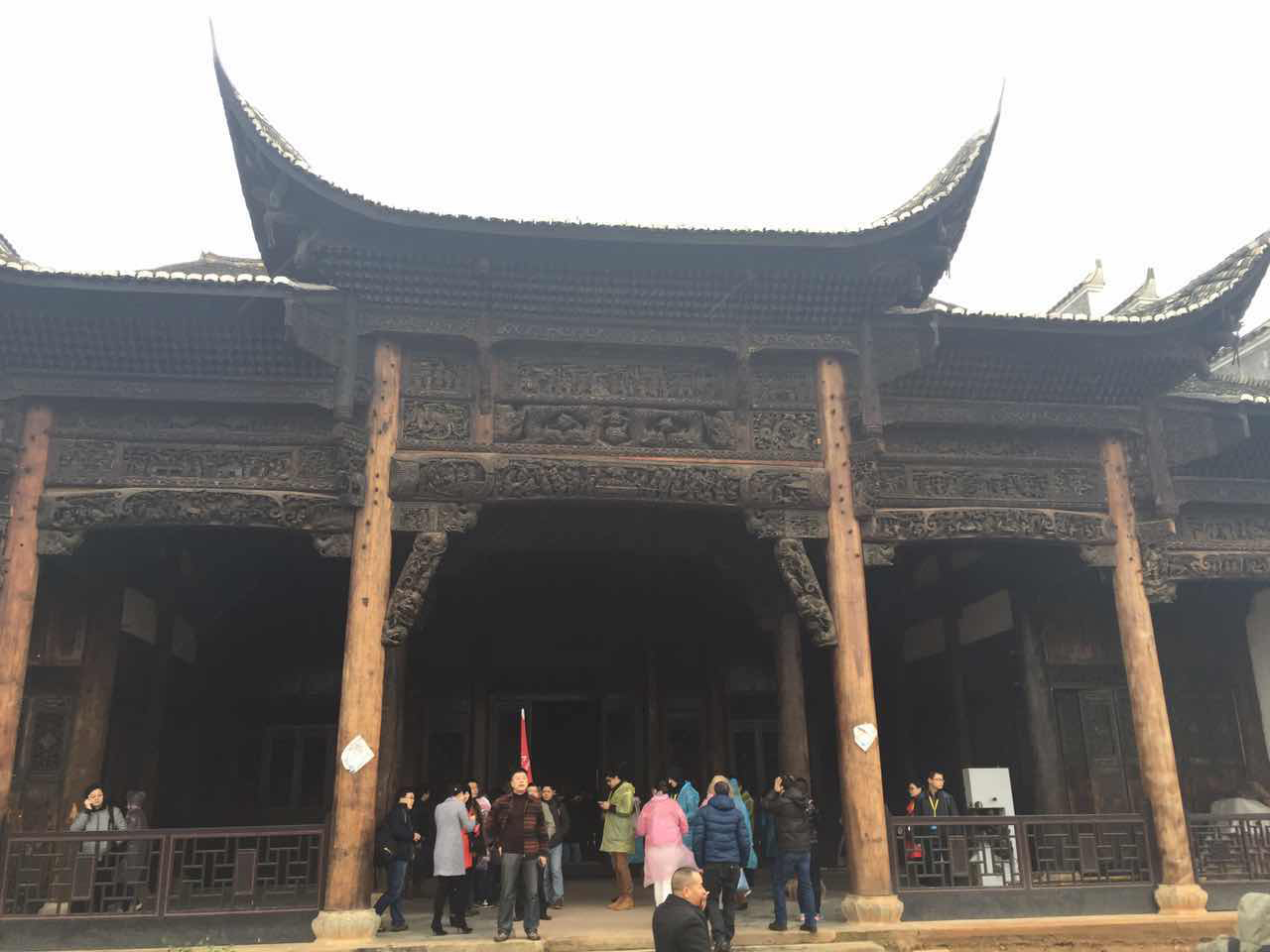 Periodistas extranjeros visitan el Parque de la Cultura Luling y el Museo de Ji′an