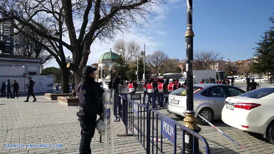 Explosión en Estambul deja al menos 10 muertos y 15 heridos