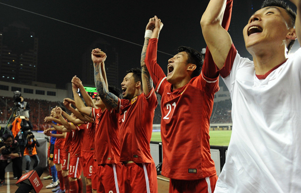 China pasa a la fase final de la competición preliminar de Asia después de 15 a?os