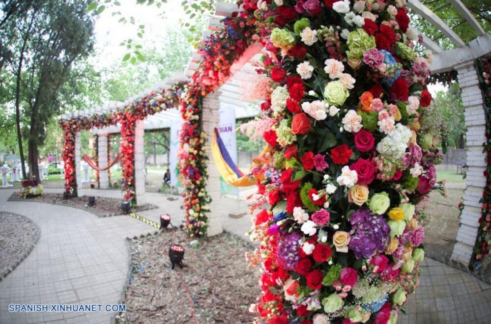 China es un escaparate mundial para promocionar flores colombianas, asegura embajadora de Colombia