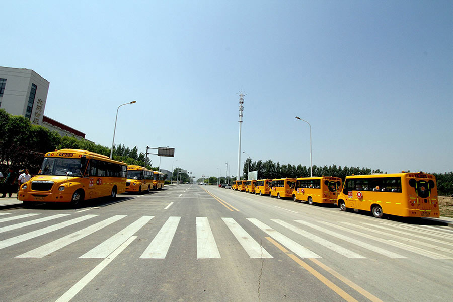 Los autobuses 'inteligentes' son un servicio creado conjuntamente por una compa?ía de autobuses y el gobierno local para ofrecer comodidad a los estudiantes y sus padres.