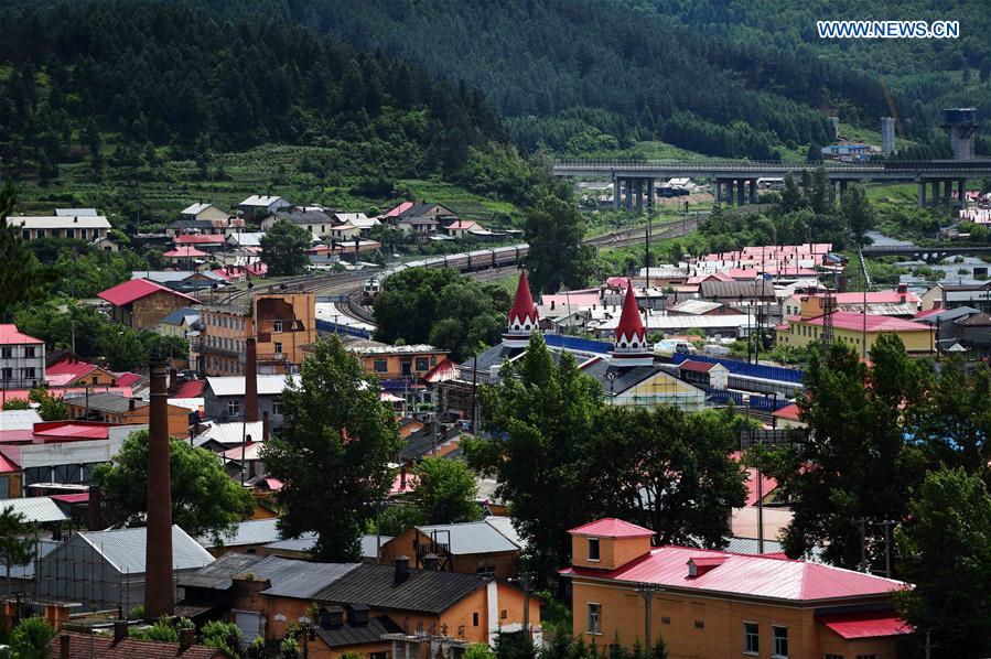 Pueblo en Heilongjiang atrae a turistas con sus edificios de estilo ruso