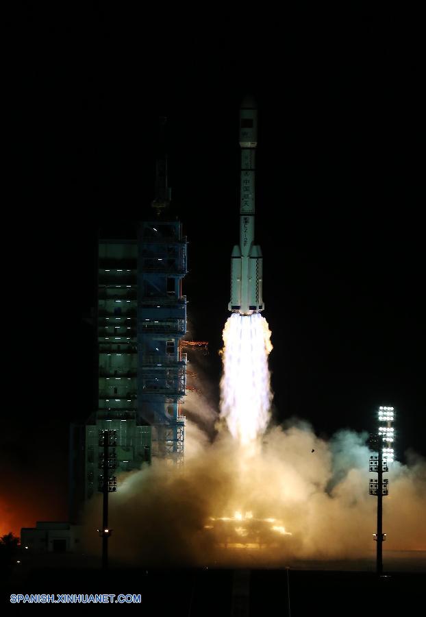 China lanza al espacio a laboratorio Tiangong-2