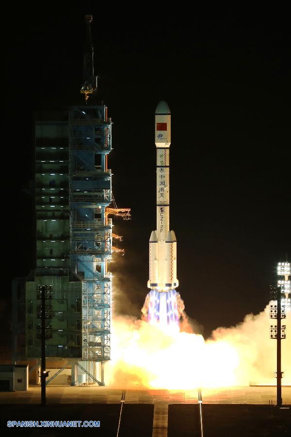 China lanza al espacio a laboratorio Tiangong-2