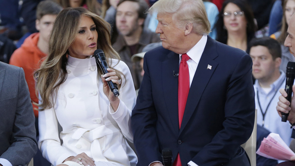 Melania Trump tilda de ?inaceptables y ofensivas? las palabras de su esposo