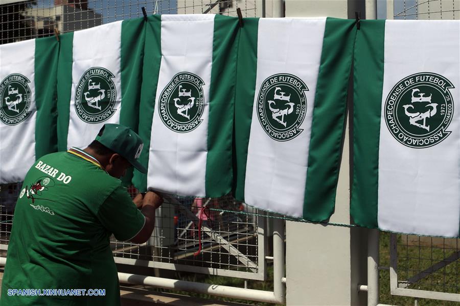 El club de fútbol brasile?o Chapecoense anuncia la fecha del funeral colectivo