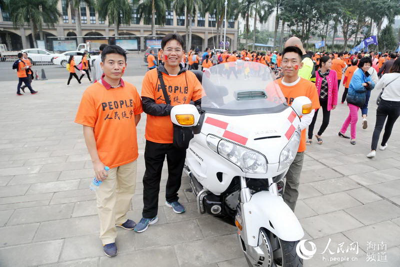 Pueblo en Línea convoca una excursión de 100 mil internautas en 40 ciudades para celebrar el A?o Nuevo y su XX aniversario------la ciudad de Danzhou,en la provincia de Hainan