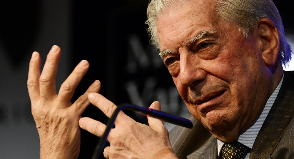 El escritor peruano Vargas Llosa pidedefender el idioma espa?ol en EE.UU.