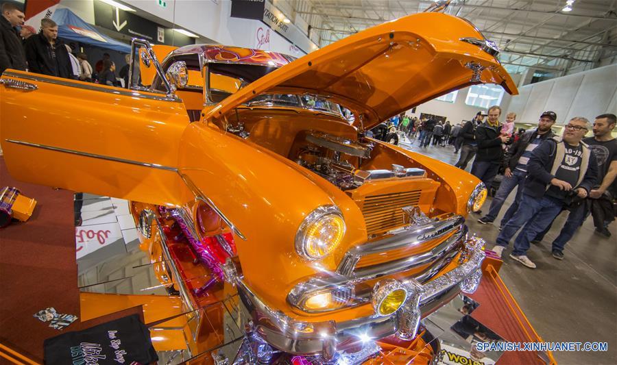 Un automóvil modificado es mostrado durante la tercera edición de la Exhibición de Automóviles Personalizados y Automovilismo Motorama Toronto, en la ciudad de Toronto, Canadá, el 11 de marzo de 2017. De acuerdo con información de la prensa local, la exhibición Motorama Toronto se celebra del 10 al 12 de marzo este a?o, y se muestran al público cientos de automóviles modificados y vehículos de carreras. (Xinhua/Zou Zheng)