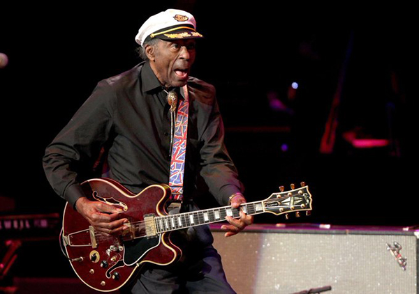 Muere Chuck Berry, pionero del rock and roll