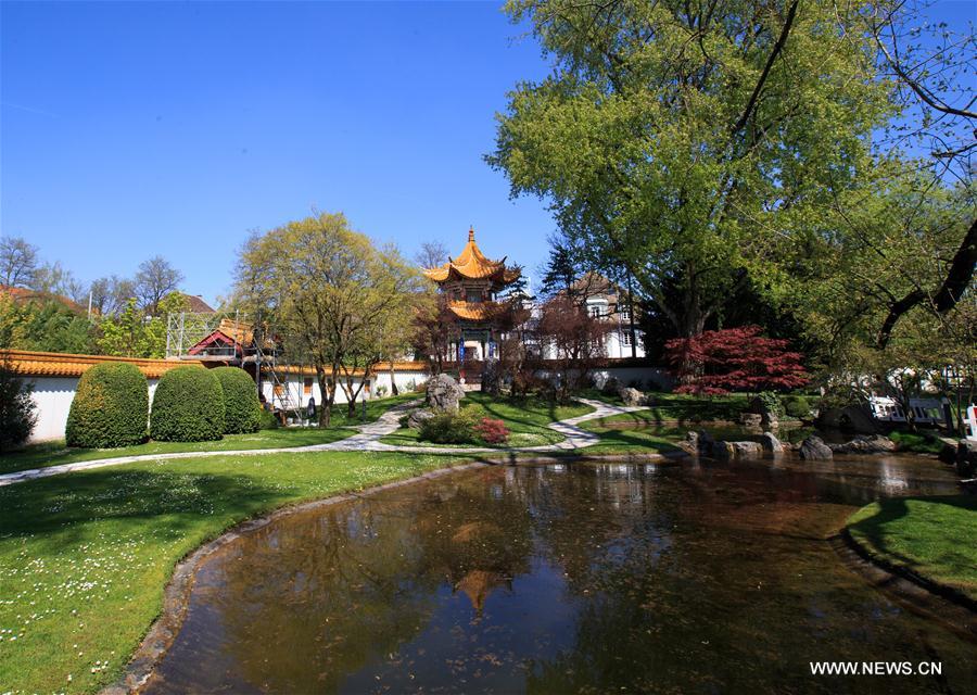 Paisaje del jardín chino de Zurich en Suiza