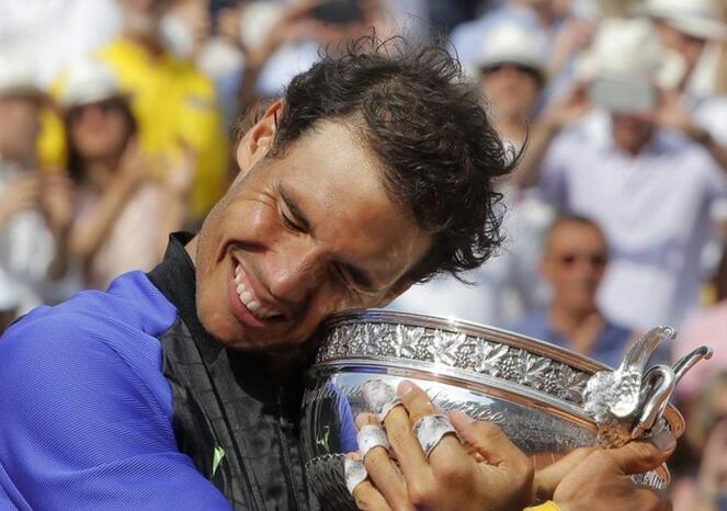 Tenis: Rey Felipe VI y jefe del Gobierno espa?ol felicitan a Nadal por triunfo en Roland Garros