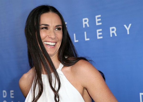 Demi Moore confiesa que perdió dos dientes por culpa del estrés