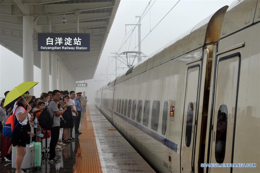 Comienzan a operar trenes bala entre Beijing y Nueva Area de Xiongan