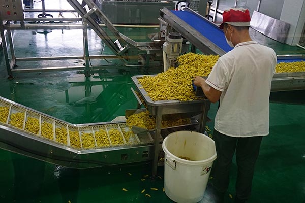 La industria de los pimientos picantes saca de la pobreza a un condado en Hunan