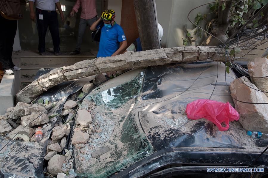 Suman 194 los muertos por terremoto en México