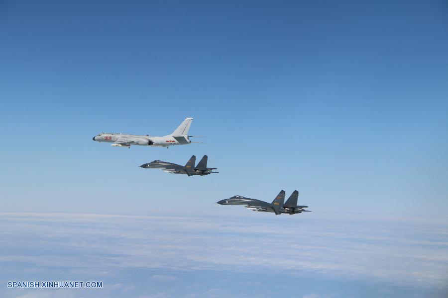 Fuerza aérea china realiza ejercicio de patrulla