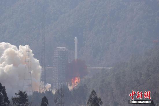 China planea lanzar cohete Gran Marcha desde el mar