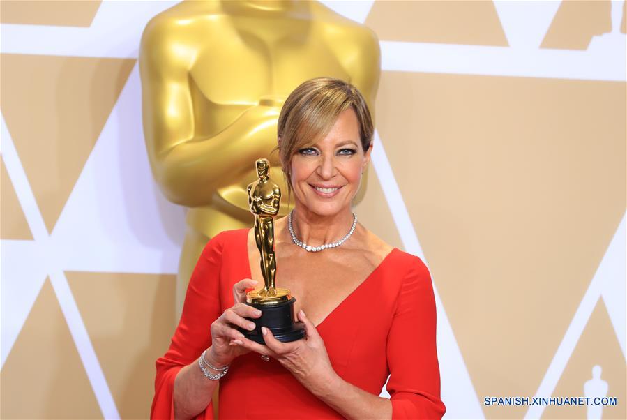 Allison Janney gana Oscar a la Mejor actriz de reparto en 90a gala de los Premios de la Academia