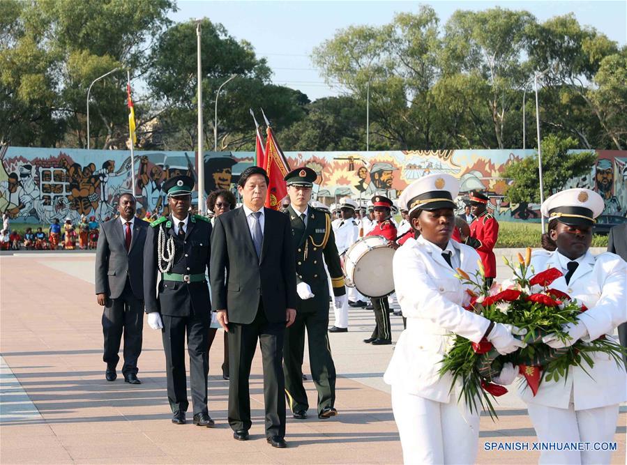 Máximo legislador chino visita Mozambique para promover amistad y cooperación