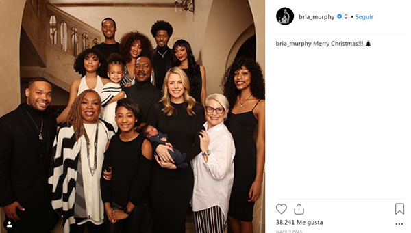 Eddie Murphy presenta a sus diez hijos, juntos por primera vez