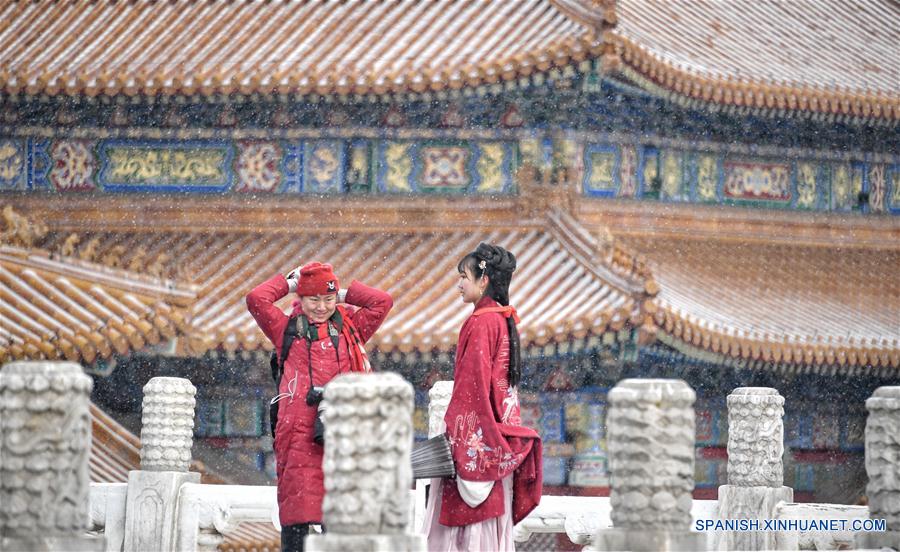 Paisaje nevado en el Museo del Palacio en Beijing