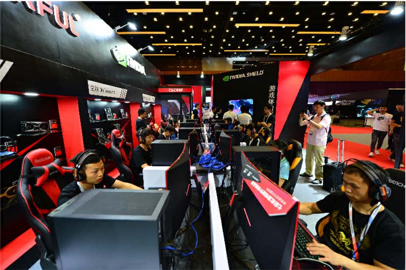 Seguidores de los e-sports durante la Conferencia de E-sports celebrada en China, 31 de mayo del 2018. (Foto: Fan Jiashan, Diario del Pueblo)