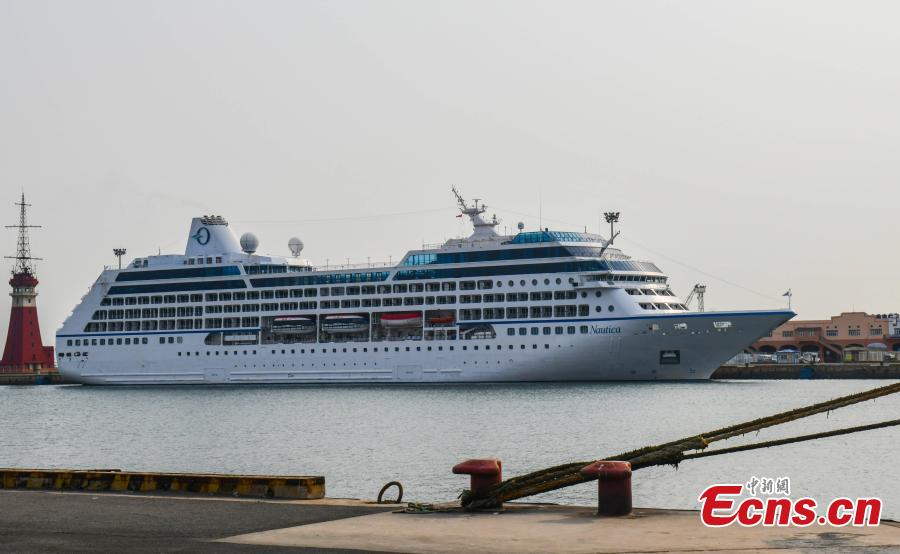 Dalian da la bienvenida al primer crucero de lujo este a?o