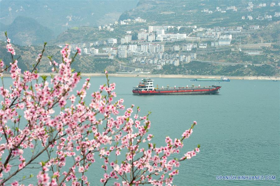 Tres Gargantas a lo largo del Río Yangtze