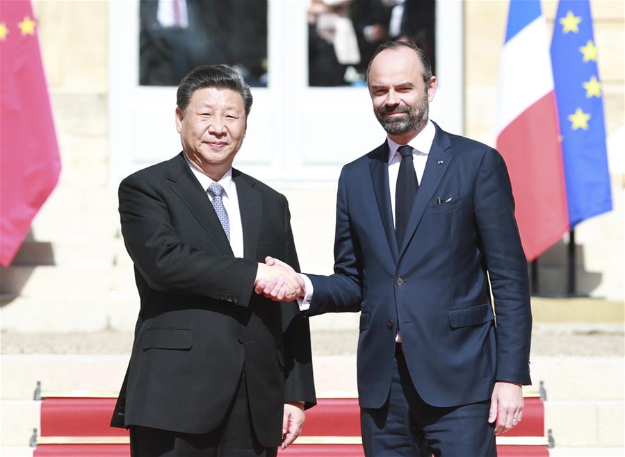 Xi se reúne con primer ministro francés sobre promoción de lazos China-Francia