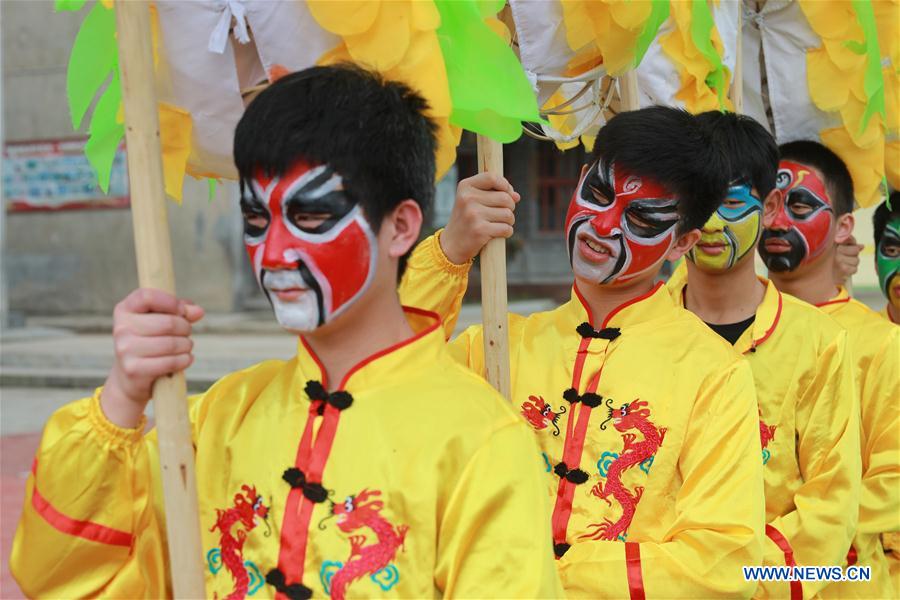 Patrimonio cultural intangible de Guizhou: danza del dragón de Longli