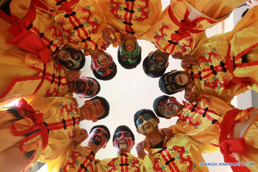 Danza del dragón de Longli de Guizhou