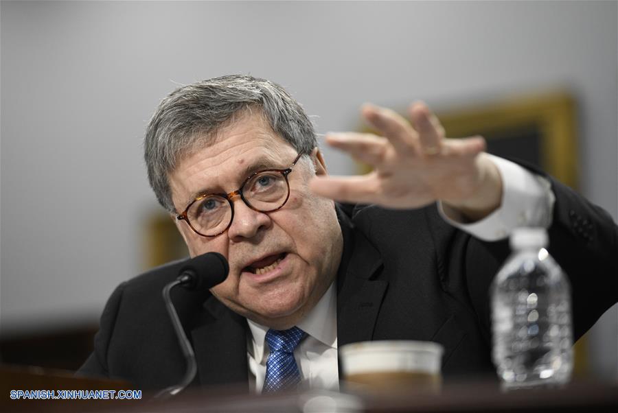 Imagen del 9 de abril de 2019, del fiscal general estadounidense William Barr, testificando ante el Subcomité de Comercio, Justicia, Ciencia y Agencias Relacionadas, en Washington D.C., Estados Unidos. El Departamento de Justicia de Estados Unidos publicó el jueves una versión editada del informe de investigación del fiscal especial Robert Mueller sobre la presunta intervención rusa. (Xinhua/Liu Jie)