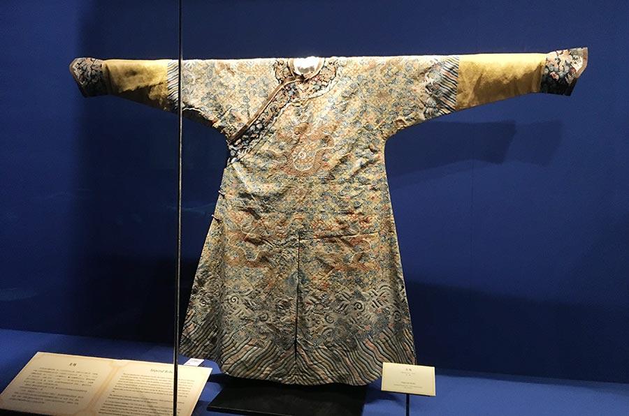 Tesoros del Vaticano en exhibición en el Museo de Palacio de Beijing