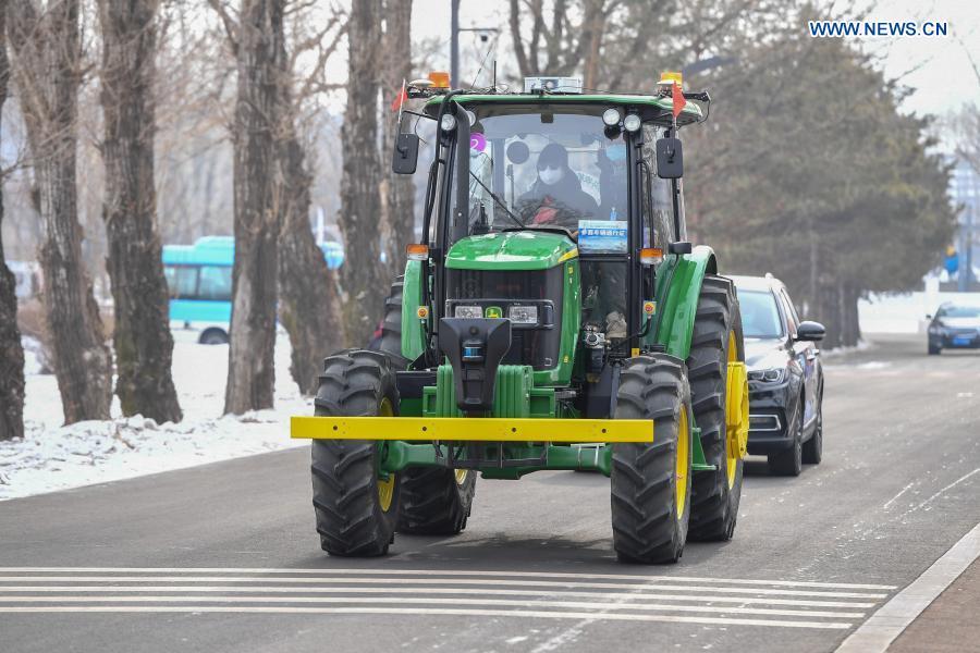 Competencia de invierno de vehículos sin conductor celebrada en el Parque Forestal de Changchun, provincia de Jilin, 12 de enero del 2021. (Foto: Zhang Nan/ Xinhua)