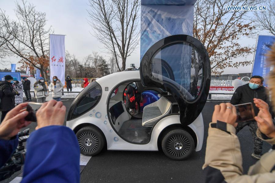 Competencia de invierno de vehículos sin conductor celebrada en el Parque Forestal de Changchun, provincia de Jilin, 12 de enero del 2021. (Foto: Zhang Nan/ Xinhua)