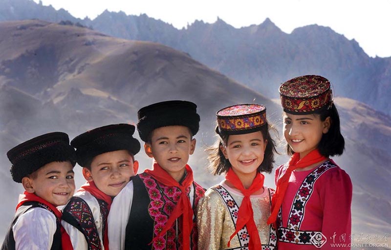 Ni?os de Tashikurgan Tayikistán, Xinjiang. [Foto: Li Ge/cpanet.org.cn]